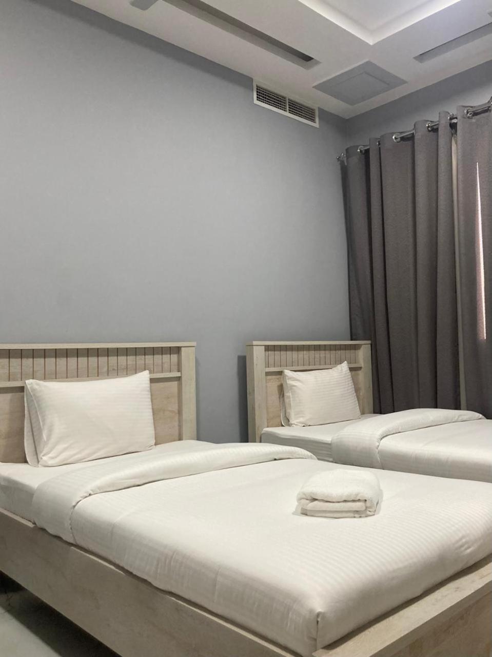 Paris Furnished Apartments - Tabasum Group Ajman Ngoại thất bức ảnh